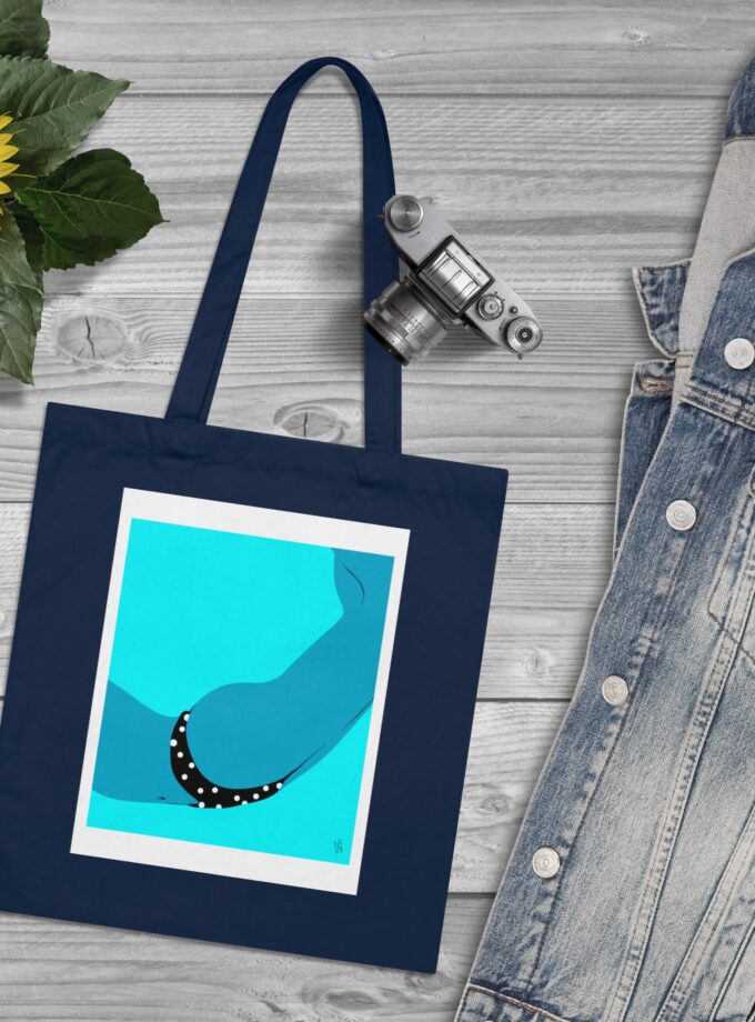 Dive In Tote Bag